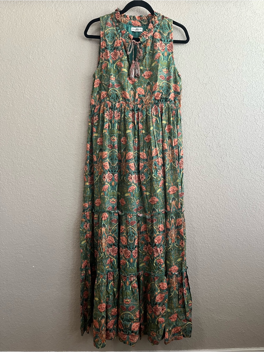 Natural Life Green Floral Metallic Lurex Tiered Maxi Dress Size Medium - Picture 8 of 12